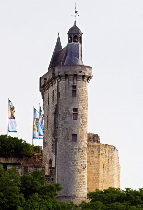 Le château de Chinon : la tour de l'horloge